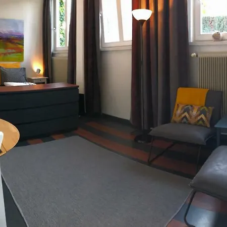 Bed & Breakfast Werkplaats *